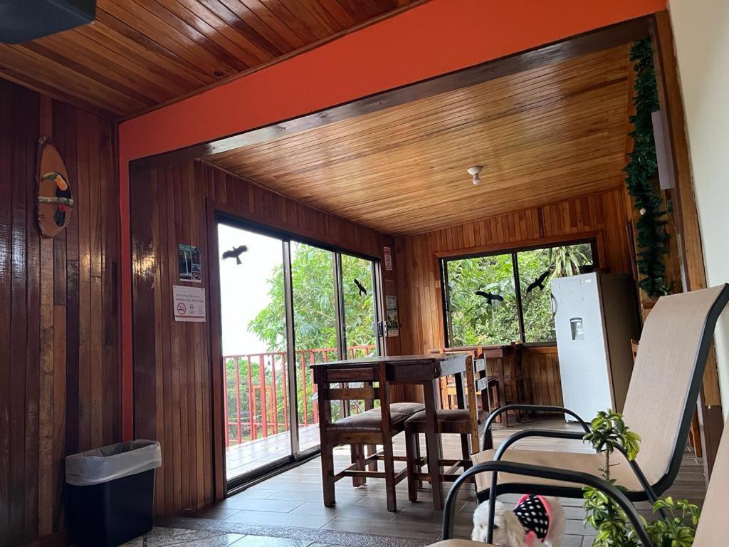 Monteverde Monkey Hostel מראה חיצוני תמונה